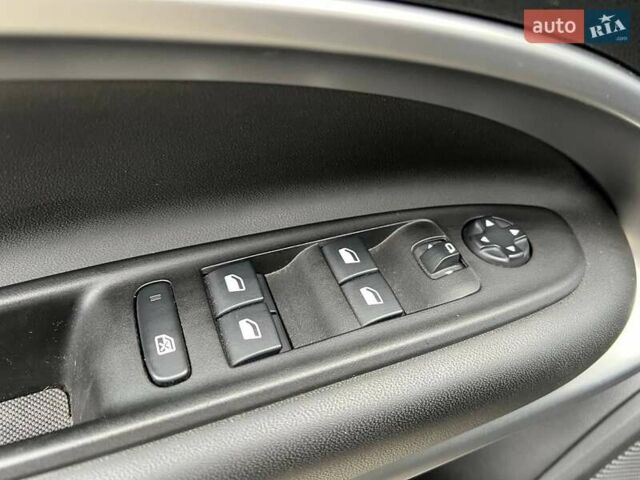 Черный Джип Avenger, объемом двигателя 0 л и пробегом 18 тыс. км за 20950 $, фото 15 на Automoto.ua