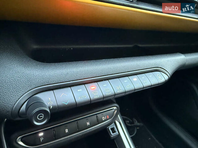 Черный Джип Avenger, объемом двигателя 0 л и пробегом 55 тыс. км за 19300 $, фото 16 на Automoto.ua