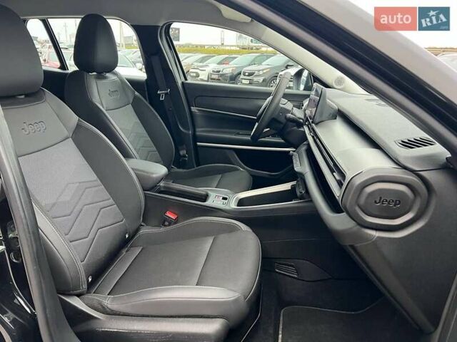 Черный Джип Avenger, объемом двигателя 0 л и пробегом 18 тыс. км за 20950 $, фото 40 на Automoto.ua