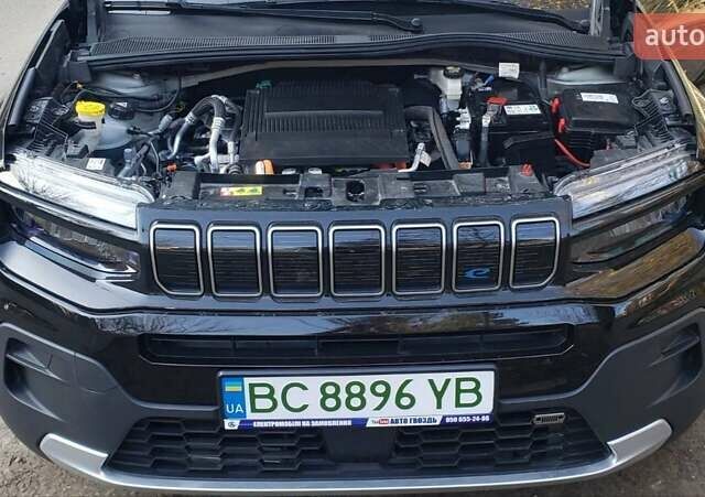 Черный Джип Avenger, объемом двигателя 0 л и пробегом 17 тыс. км за 21000 $, фото 1 на Automoto.ua