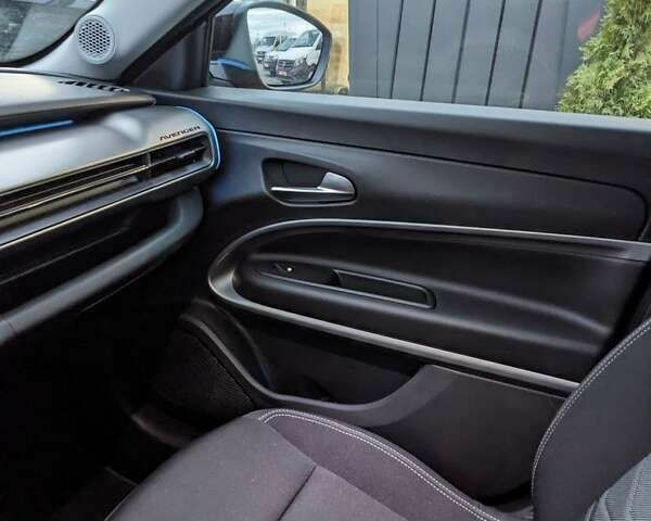 Джип Avenger, объемом двигателя 0 л и пробегом 4 тыс. км за 17000 $, фото 14 на Automoto.ua