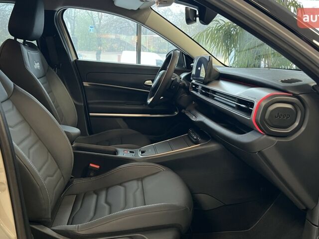 купить новое авто Джип Avenger 2025 года от официального дилера Автоцентр AUTO.RIA Джип фото