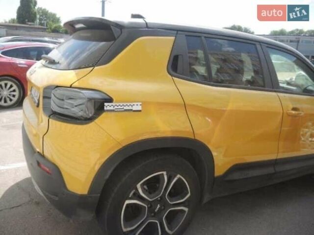 Желтый Джип Avenger, объемом двигателя 1.2 л и пробегом 4 тыс. км за 14500 $, фото 4 на Automoto.ua