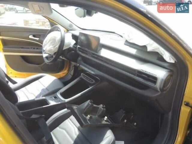 Желтый Джип Avenger, объемом двигателя 1.2 л и пробегом 4 тыс. км за 14500 $, фото 8 на Automoto.ua
