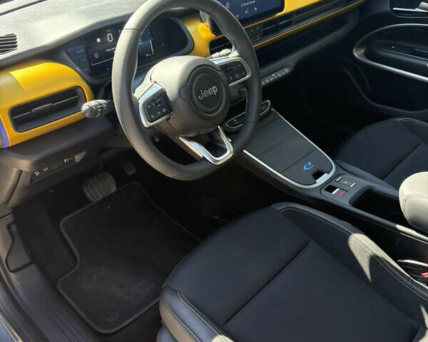 Сірий Джип Avenger, об'ємом двигуна 0 л та пробігом 25 тис. км за 25500 $, фото 30 на Automoto.ua