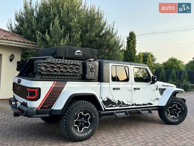 Білий Джип Gladiator, об'ємом двигуна 3.6 л та пробігом 61 тис. км за 65950 $, фото 17 на Automoto.ua