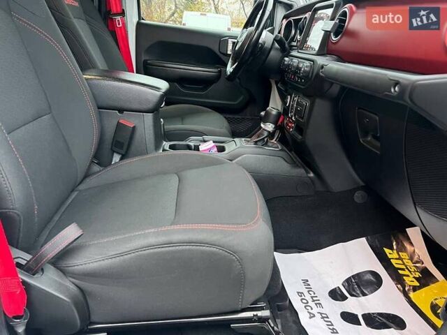 Белый Джип Gladiator, объемом двигателя 3.6 л и пробегом 63 тыс. км за 58000 $, фото 7 на Automoto.ua