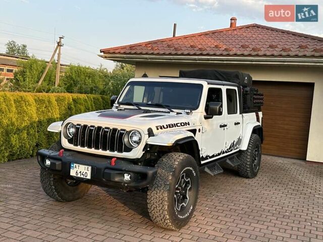 Білий Джип Gladiator, об'ємом двигуна 3.6 л та пробігом 61 тис. км за 65950 $, фото 1 на Automoto.ua
