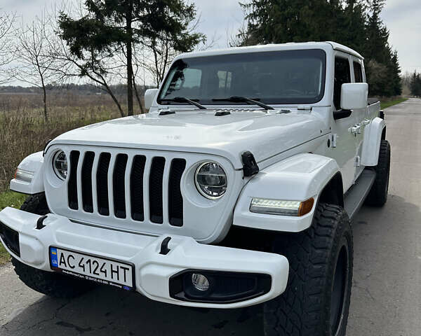 Белый Джип Gladiator, объемом двигателя 3.6 л и пробегом 59 тыс. км за 53000 $, фото 10 на Automoto.ua
