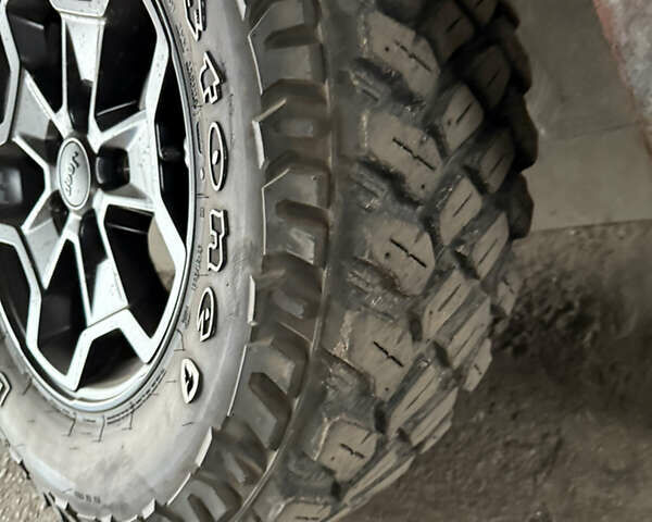 Белый Джип Gladiator, объемом двигателя 3.6 л и пробегом 19 тыс. км за 56000 $, фото 8 на Automoto.ua