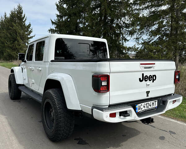 Білий Джип Gladiator, об'ємом двигуна 3.6 л та пробігом 59 тис. км за 51300 $, фото 4 на Automoto.ua