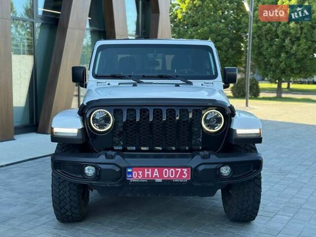 Белый Джип Gladiator, объемом двигателя 3.6 л и пробегом 6 тыс. км за 38500 $, фото 8 на Automoto.ua