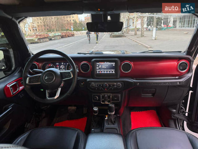 Черный Джип Gladiator, объемом двигателя 3.6 л и пробегом 34 тыс. км за 48000 $, фото 15 на Automoto.ua