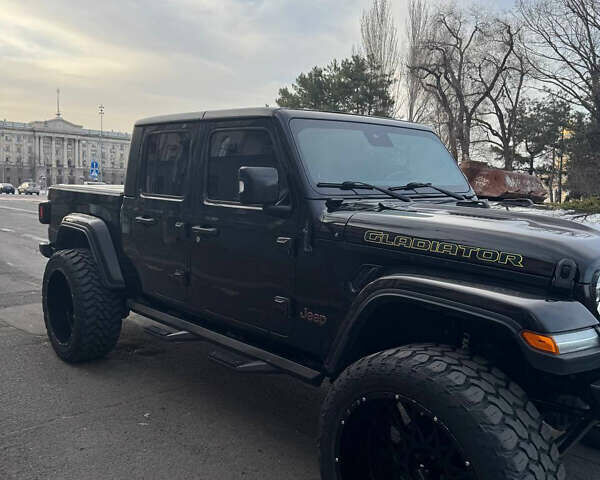 Черный Джип Gladiator, объемом двигателя 3.6 л и пробегом 34 тыс. км за 48000 $, фото 17 на Automoto.ua