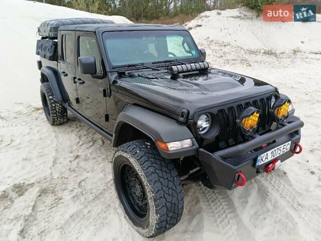 Чорний Джип Gladiator, об'ємом двигуна 3.6 л та пробігом 50 тис. км за 64444 $, фото 32 на Automoto.ua