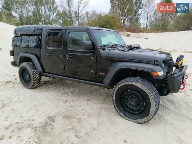Чорний Джип Gladiator, об'ємом двигуна 3.6 л та пробігом 50 тис. км за 64444 $, фото 8 на Automoto.ua