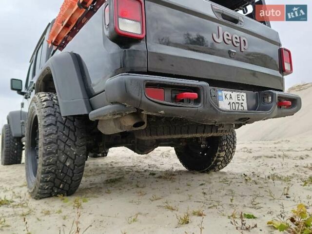 Чорний Джип Gladiator, об'ємом двигуна 3.6 л та пробігом 50 тис. км за 64444 $, фото 12 на Automoto.ua