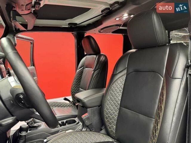 Черный Джип Gladiator, объемом двигателя 3.6 л и пробегом 14 тыс. км за 49900 $, фото 32 на Automoto.ua