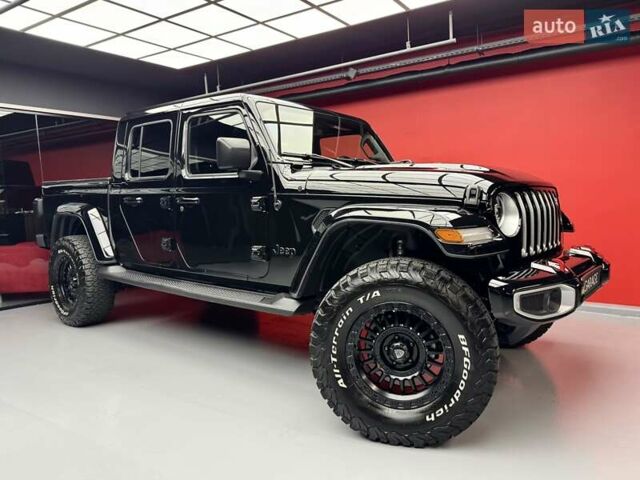 Черный Джип Gladiator, объемом двигателя 3.6 л и пробегом 14 тыс. км за 49900 $, фото 11 на Automoto.ua