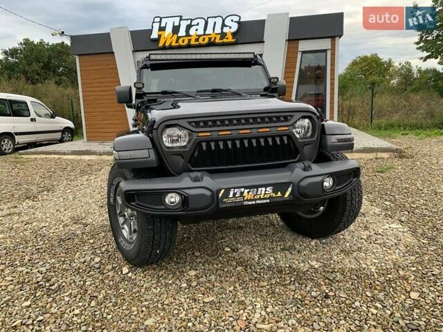 Чорний Джип Gladiator, об'ємом двигуна 3.6 л та пробігом 132 тис. км за 38000 $, фото 1 на Automoto.ua