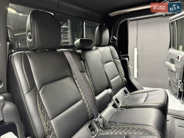 Черный Джип Gladiator, объемом двигателя 3.6 л и пробегом 14 тыс. км за 49900 $, фото 49 на Automoto.ua