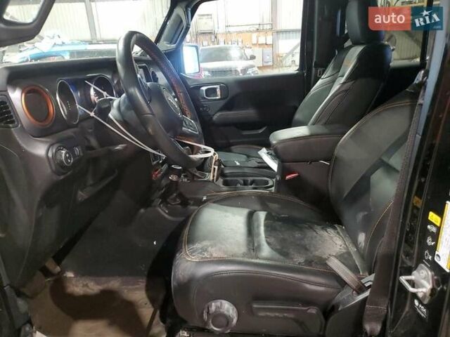 Черный Джип Gladiator, объемом двигателя 3.6 л и пробегом 50 тыс. км за 20000 $, фото 1 на Automoto.ua