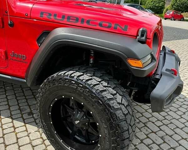 Красный Джип Gladiator, объемом двигателя 3.6 л и пробегом 67 тыс. км за 59777 $, фото 8 на Automoto.ua