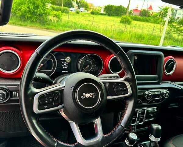 Красный Джип Gladiator, объемом двигателя 3.6 л и пробегом 67 тыс. км за 77777 $, фото 14 на Automoto.ua