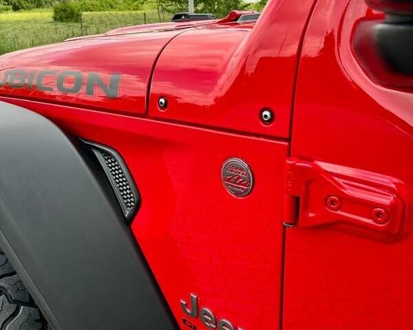 Красный Джип Gladiator, объемом двигателя 3.6 л и пробегом 67 тыс. км за 59777 $, фото 9 на Automoto.ua