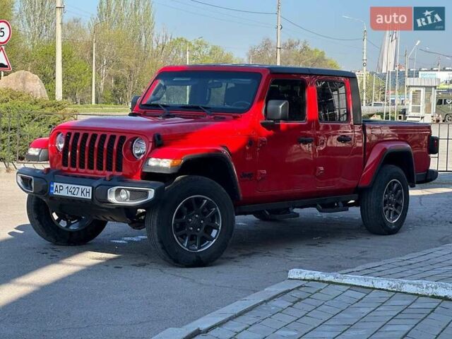 Червоний Джип Gladiator, об'ємом двигуна 3.6 л та пробігом 107 тис. км за 29500 $, фото 4 на Automoto.ua