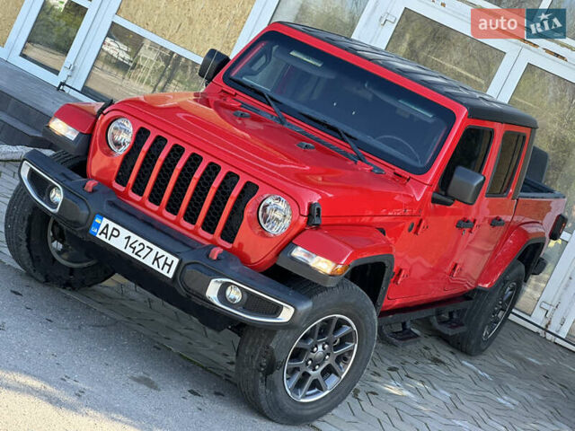 Червоний Джип Gladiator, об'ємом двигуна 3.6 л та пробігом 107 тис. км за 39500 $, фото 10 на Automoto.ua