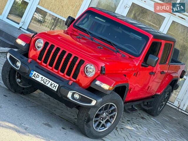 Червоний Джип Gladiator, об'ємом двигуна 3.6 л та пробігом 107 тис. км за 29500 $, фото 7 на Automoto.ua