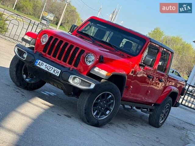 Червоний Джип Gladiator, об'ємом двигуна 3.6 л та пробігом 107 тис. км за 29500 $, фото 5 на Automoto.ua