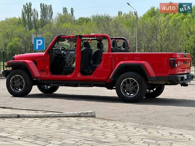 Червоний Джип Gladiator, об'ємом двигуна 3.6 л та пробігом 107 тис. км за 29500 $, фото 15 на Automoto.ua