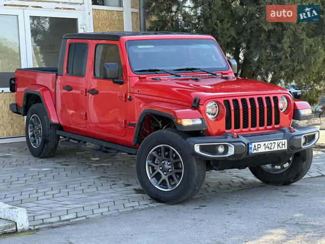 Червоний Джип Gladiator, об'ємом двигуна 3.6 л та пробігом 107 тис. км за 39500 $, фото 9 на Automoto.ua