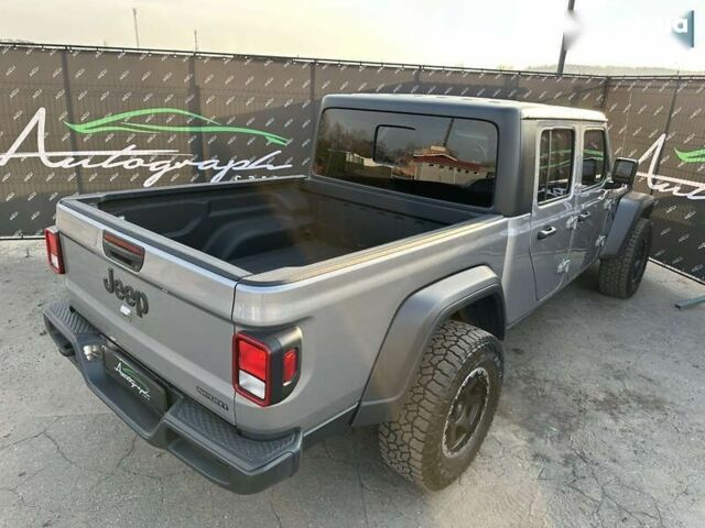 Джип Gladiator, объемом двигателя 3.6 л и пробегом 92 тыс. км за 37000 $, фото 8 на Automoto.ua