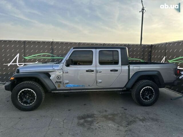 Джип Gladiator, объемом двигателя 3.6 л и пробегом 92 тыс. км за 37000 $, фото 4 на Automoto.ua