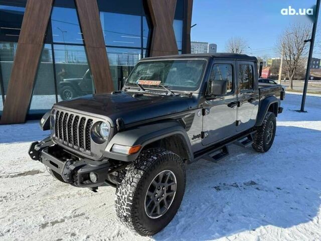 Джип Gladiator, объемом двигателя 3.6 л и пробегом 71 тыс. км за 39000 $, фото 1 на Automoto.ua