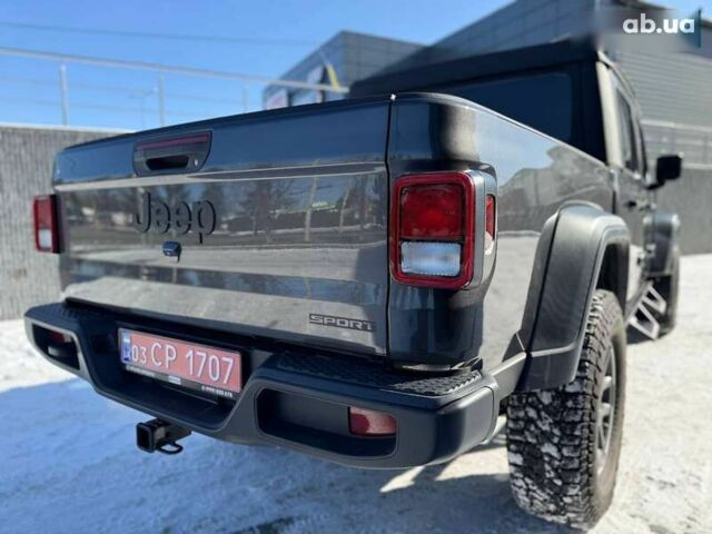 Джип Gladiator, объемом двигателя 3.6 л и пробегом 71 тыс. км за 39000 $, фото 9 на Automoto.ua