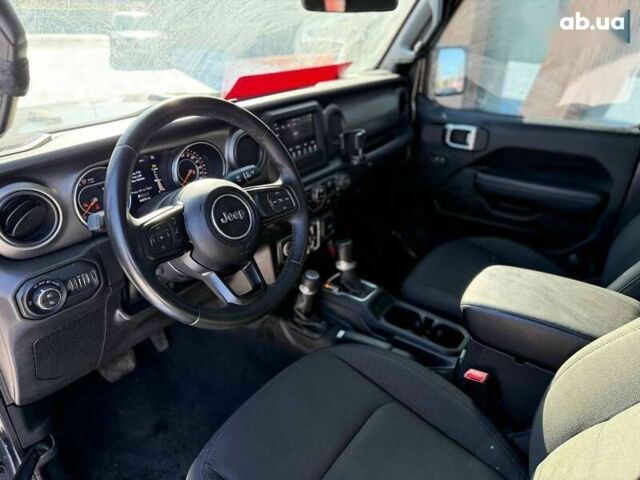 Джип Gladiator, объемом двигателя 3.6 л и пробегом 71 тыс. км за 39000 $, фото 5 на Automoto.ua