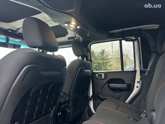 Джип Gladiator, объемом двигателя 3.6 л и пробегом 63 тыс. км за 58000 $, фото 19 на Automoto.ua