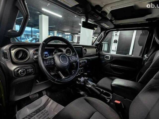 Джип Gladiator, объемом двигателя 3 л и пробегом 66 тыс. км за 53000 $, фото 14 на Automoto.ua