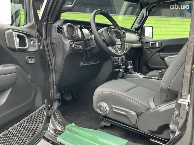 Джип Gladiator, объемом двигателя 3.6 л и пробегом 1 тыс. км за 57900 $, фото 20 на Automoto.ua