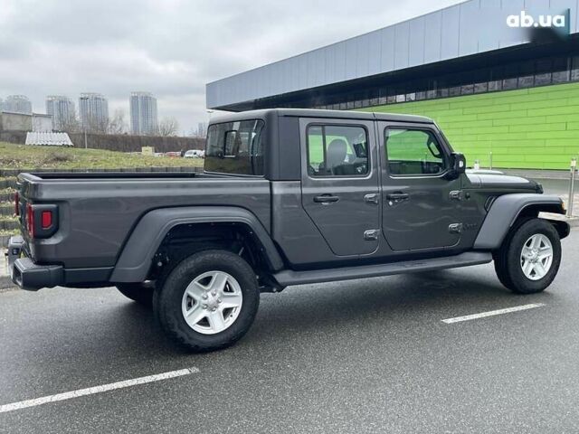 Джип Gladiator, объемом двигателя 3.6 л и пробегом 1 тыс. км за 57900 $, фото 8 на Automoto.ua