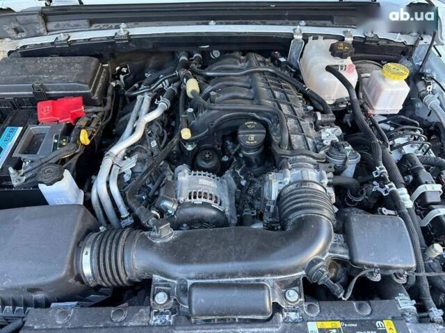 Джип Gladiator, объемом двигателя 3.6 л и пробегом 6 тыс. км за 36500 $, фото 14 на Automoto.ua