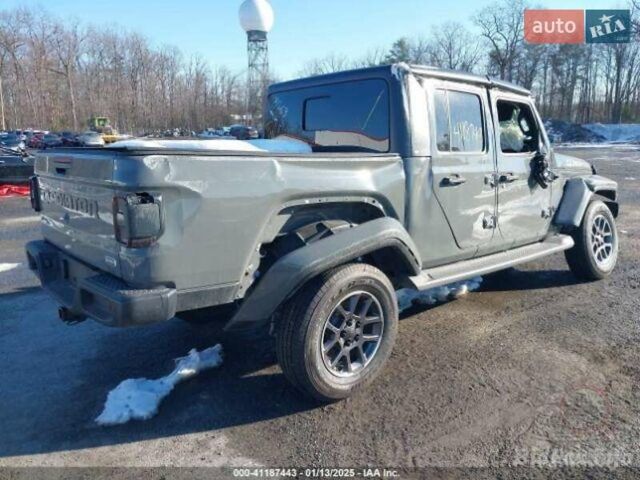 Серый Джип Gladiator, объемом двигателя 3.6 л и пробегом 94 тыс. км за 12500 $, фото 6 на Automoto.ua