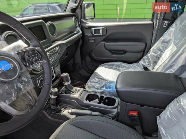 Серый Джип Gladiator, объемом двигателя 3.6 л и пробегом 1 тыс. км за 57900 $, фото 44 на Automoto.ua