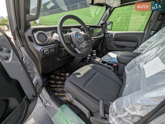 Серый Джип Gladiator, объемом двигателя 3.6 л и пробегом 1 тыс. км за 57900 $, фото 32 на Automoto.ua