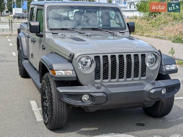 Серый Джип Gladiator, объемом двигателя 3.6 л и пробегом 1 тыс. км за 57900 $, фото 6 на Automoto.ua