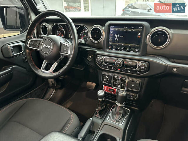 Сірий Джип Gladiator, об'ємом двигуна 3.6 л та пробігом 73 тис. км за 41500 $, фото 32 на Automoto.ua